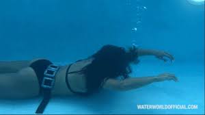 Sexunderwater model underwater grosses jpg x Underwater bikini