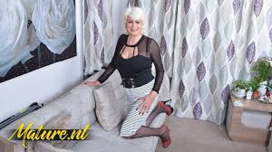 Fotos porno de cara de orgasmo madura al desnudo jpg x Orgasmo mature