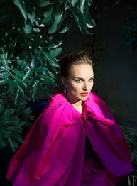 Natalie portman strips off in cheeky jpg x Natalie portman