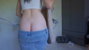 Eaba bfa e ec jpg x Ass crack