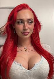 redhead cutie|Redhead cutie : r/TrapCuties