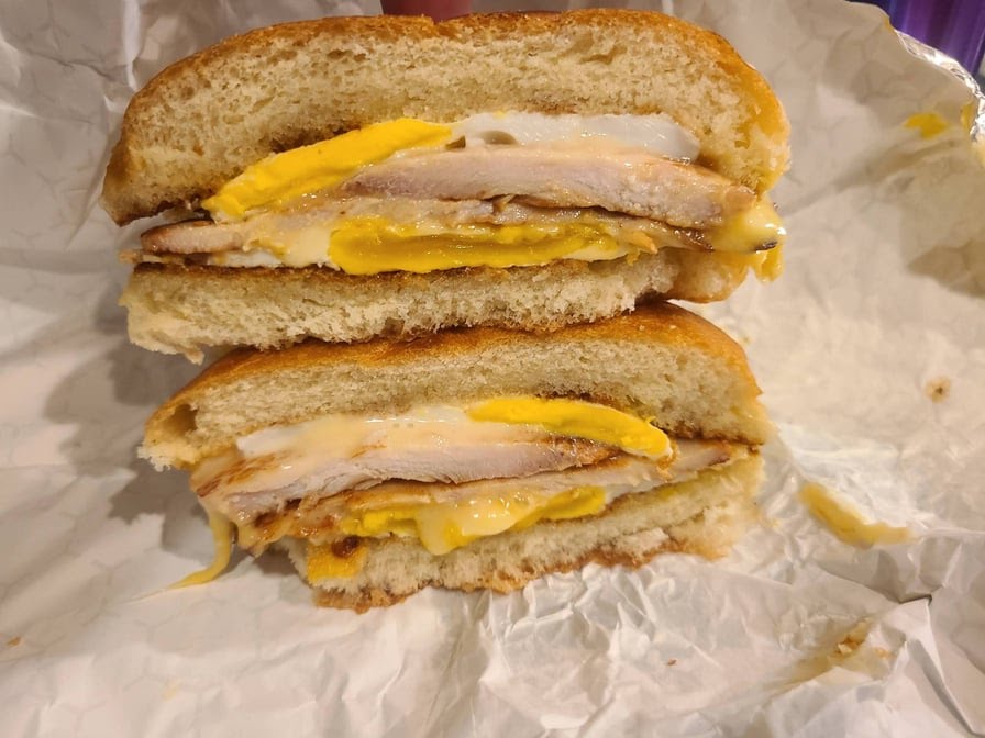 The Tasty Yolk by null