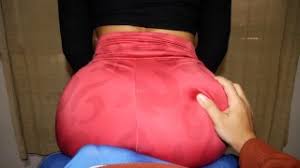 Yoga pants pov hotgirlsinyogapants jpg x Yoga pants pov