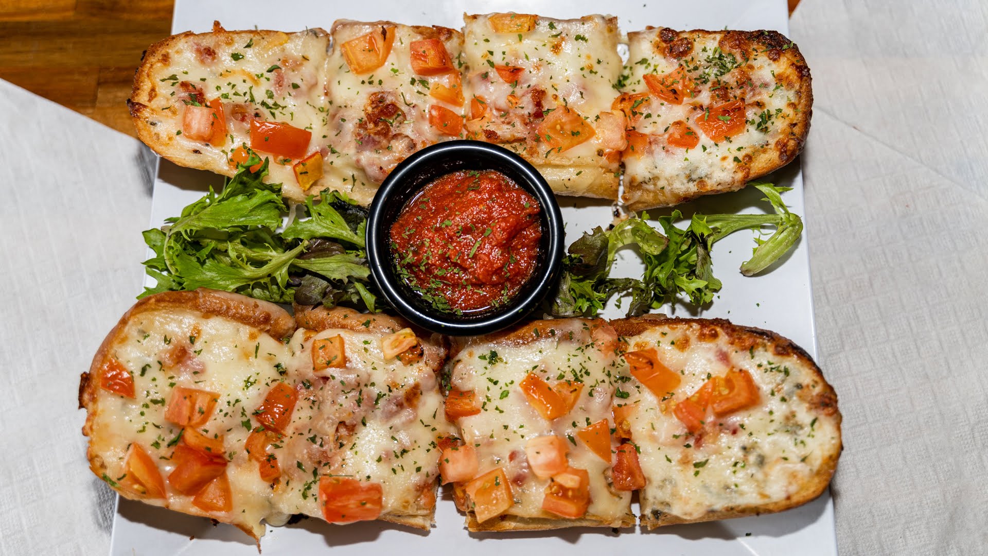 Stevarinos Italian Eatery & Pub by null