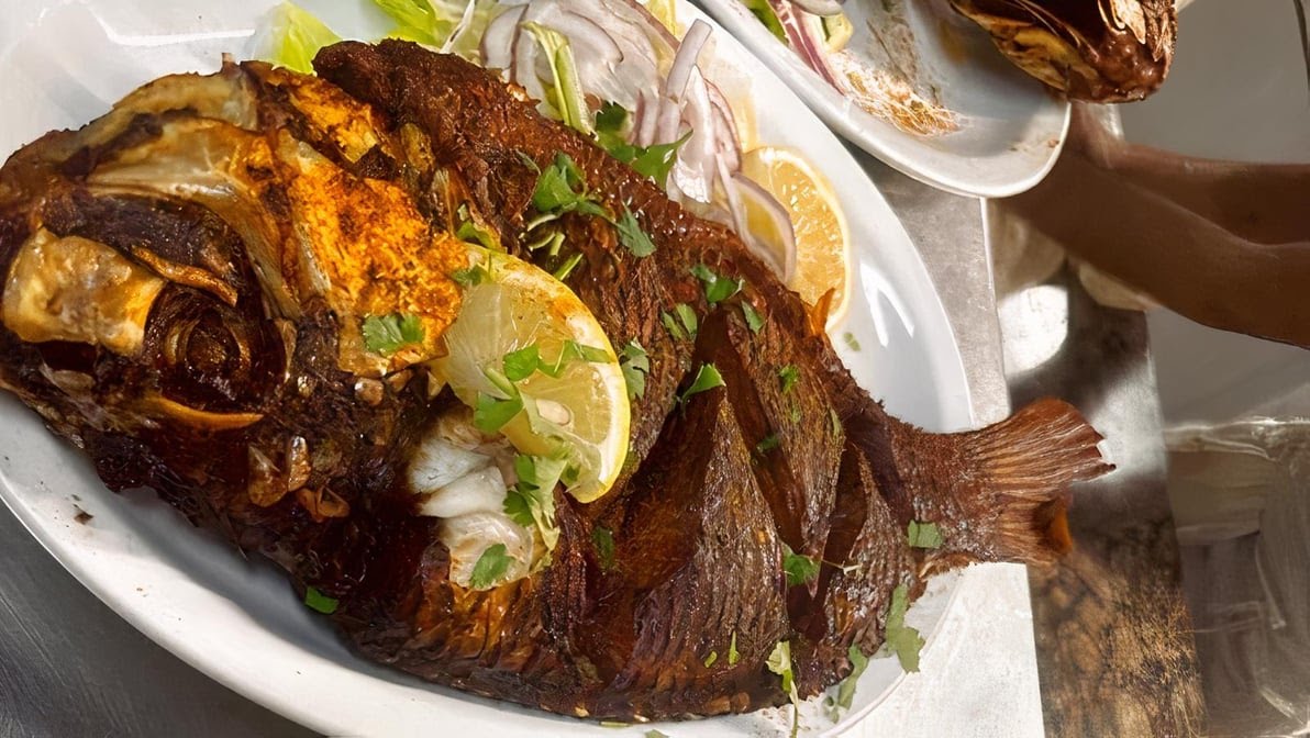 786 Restaurant Halal by null