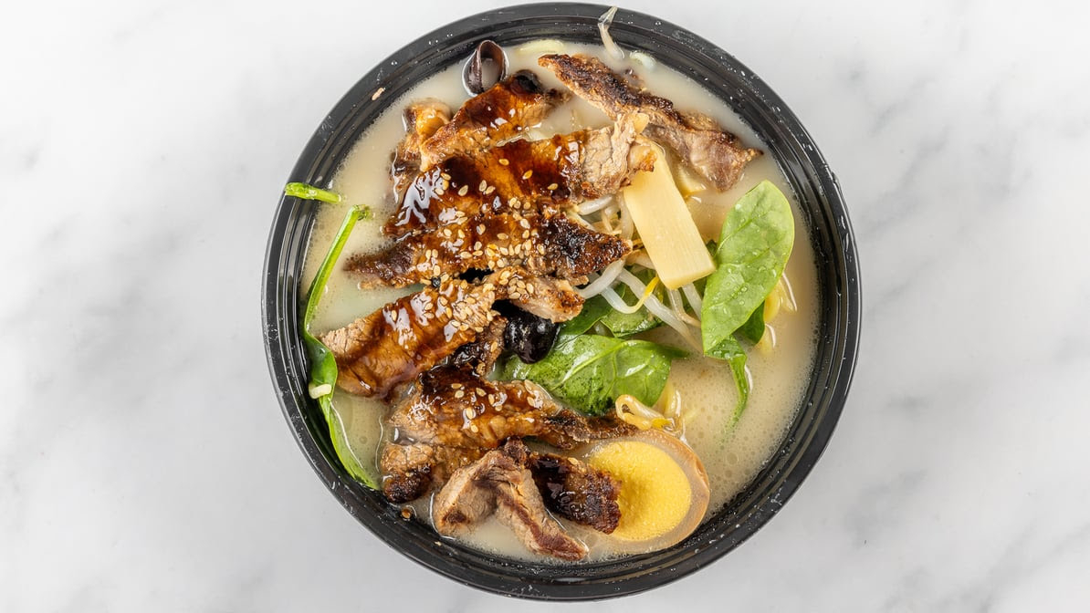 Hakata Ramen by null