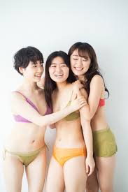 素人　下着|Amazon.co.jp: 【素人 下着/女の子の匂い/誘惑パンティー/レディースパンティ使用済み/匂い付き 下着  ロリ/生パンツ使用済み】快楽には逆らえず、毎晩気持ちいい事しちゃう天然女子の本物新鮮オナニーランジェリー(着用写真あり/レディースパンティ使用済み/脱ぎたて  ...