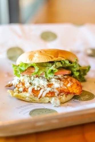 m2o Burgers & Salads by null