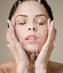 She knows how to wash her face...
