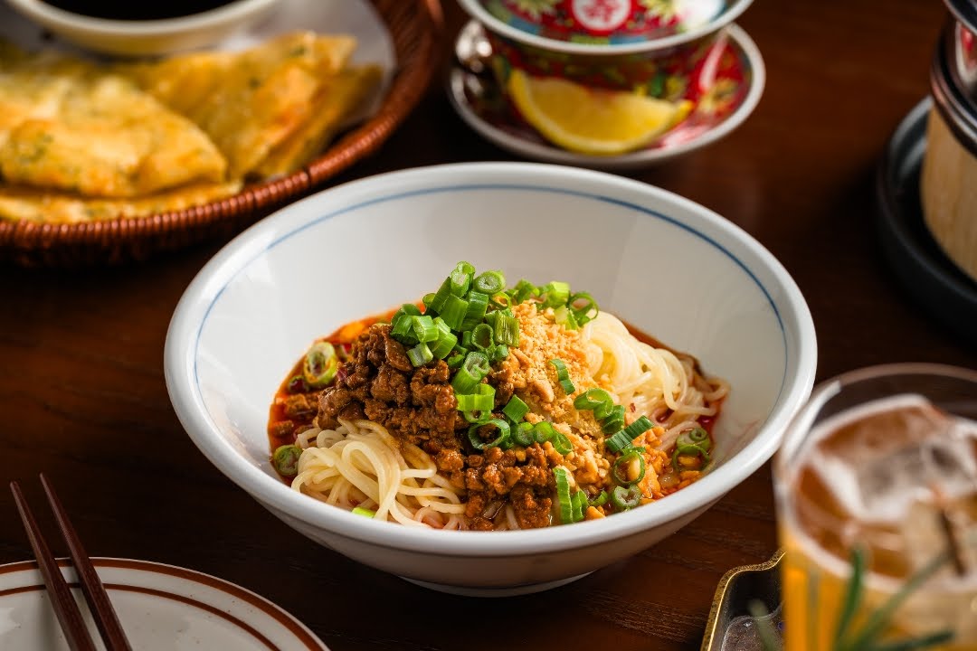 Red Sorghum 夜宴 by null