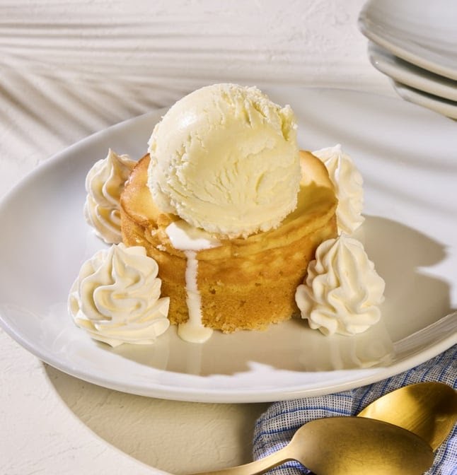 California Pizza Kitchen at Bridgeport by null