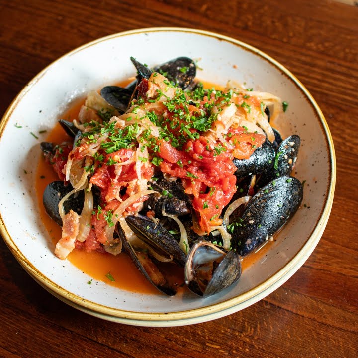 Pub & Kitchen by null