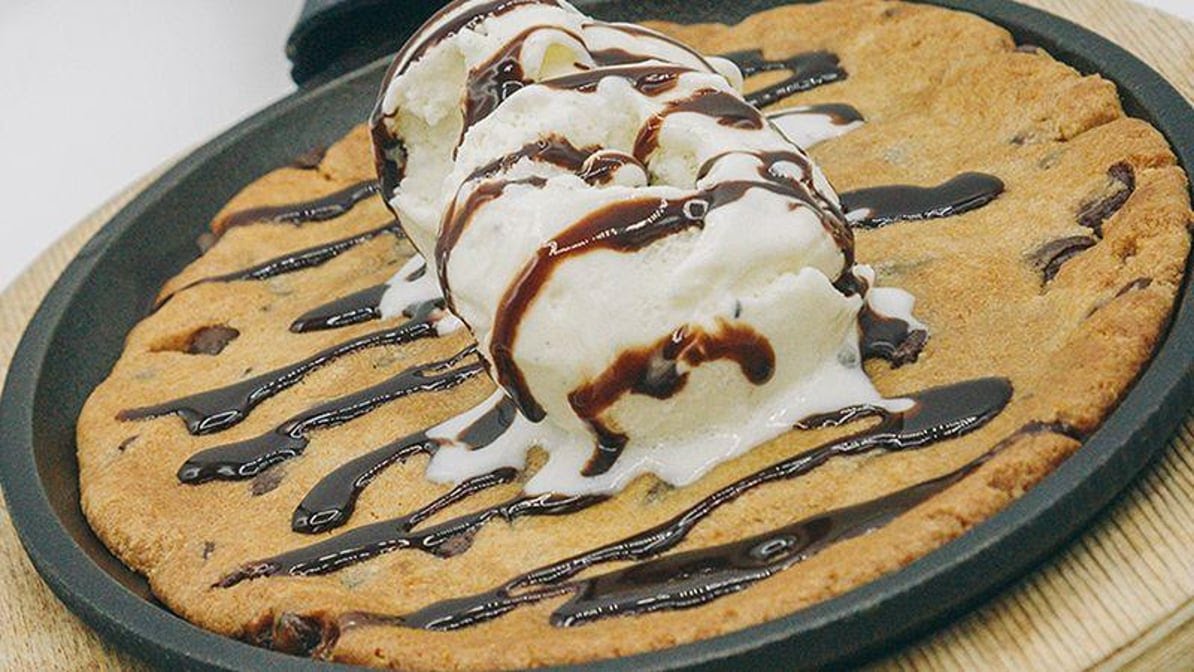 Cold Beers & Cheeseburgers by null