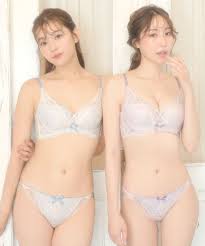 おばさんのパンツ見せてください|☆カジュアルおばさんと呼ばないで！！ 大人のロゴアイテムコーデの作り方 | TOKYO REAL CLOTHES 大人世代のリアルクローズ