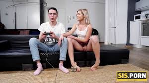 Having sex with hot thicc stepsister myhornysis jpg x Has sex with step sister