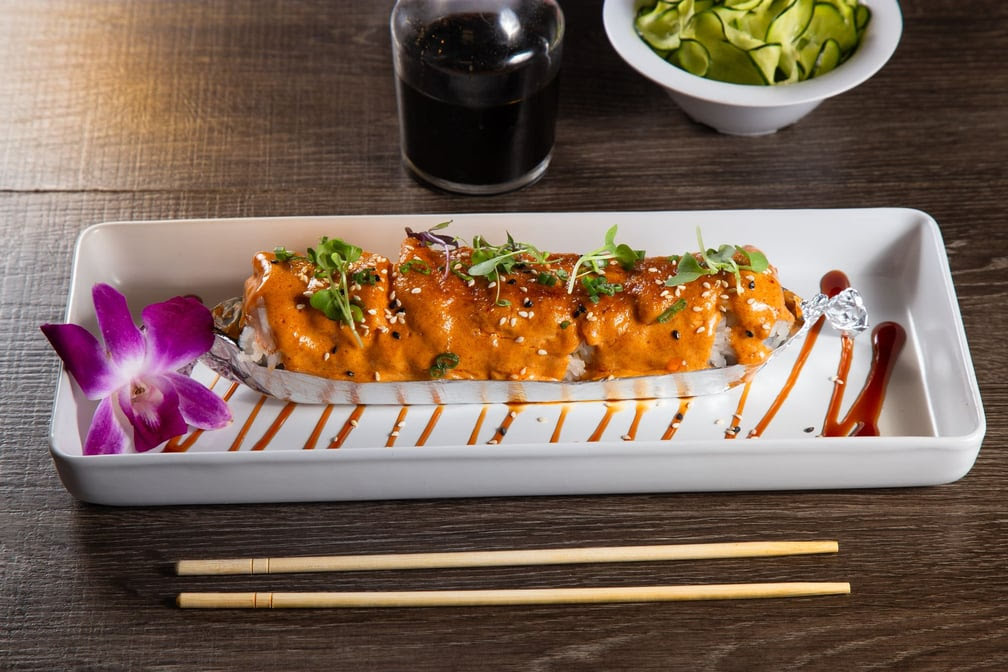 Emporio Sushi & Mariscos by null