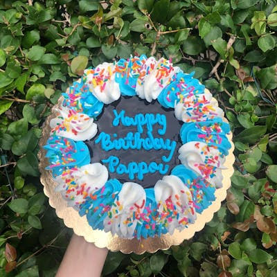 Whip'n Dip Ice Cream Shop by null