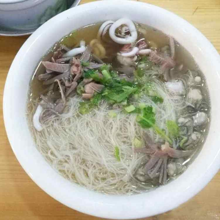 贵州苗家粉面 ( Xi Jiang Qian Hu) Beef Noodle Soup by null