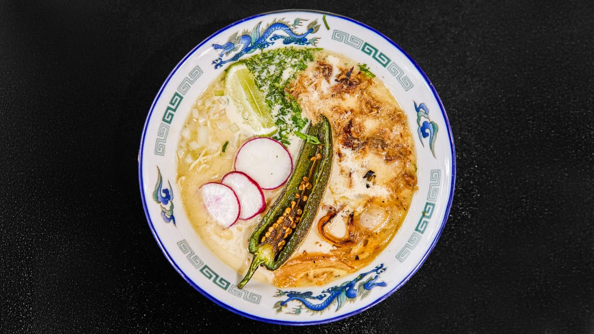 Ramen Del Barrio by null
