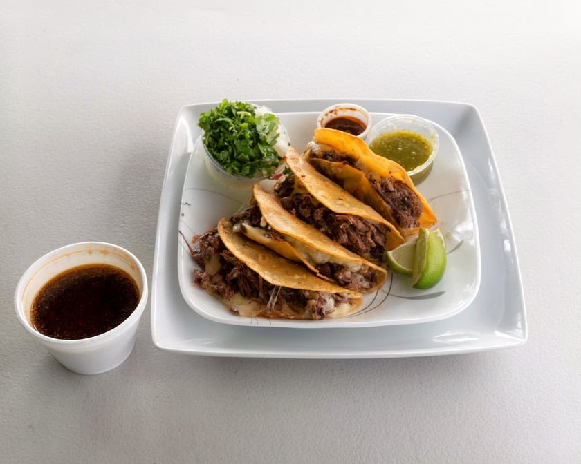 El Llanerito Birrieria by null