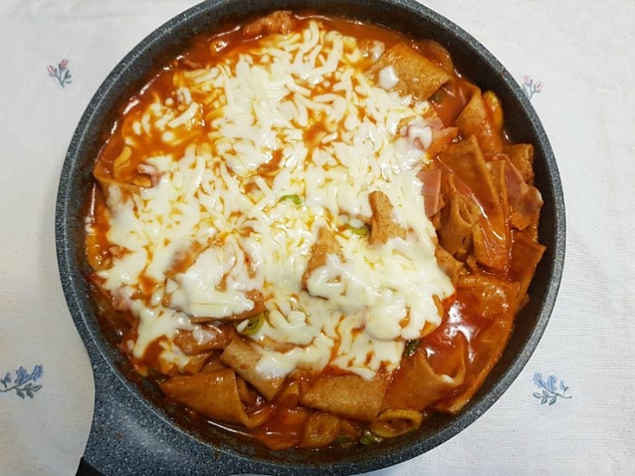 Manduya Dumpling House (inside Gogi on the Go) by null