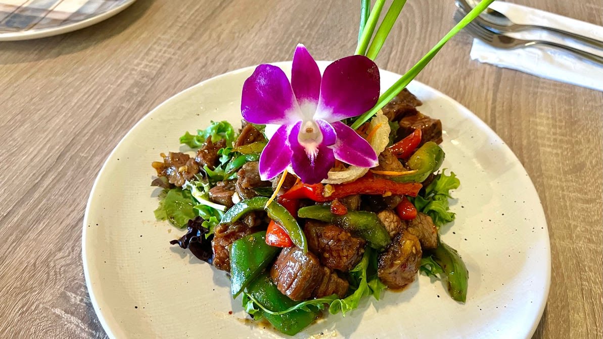 R-HaaN Thai Restaurant by null