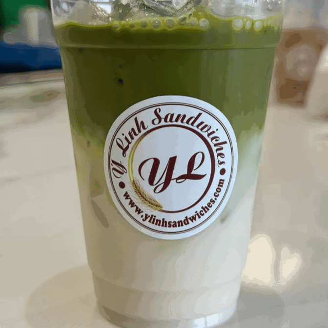 Y-Linh Sandwiches by null