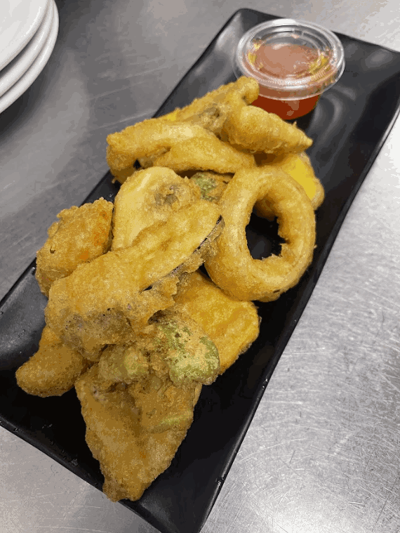 Phaya Thai Street Food by null