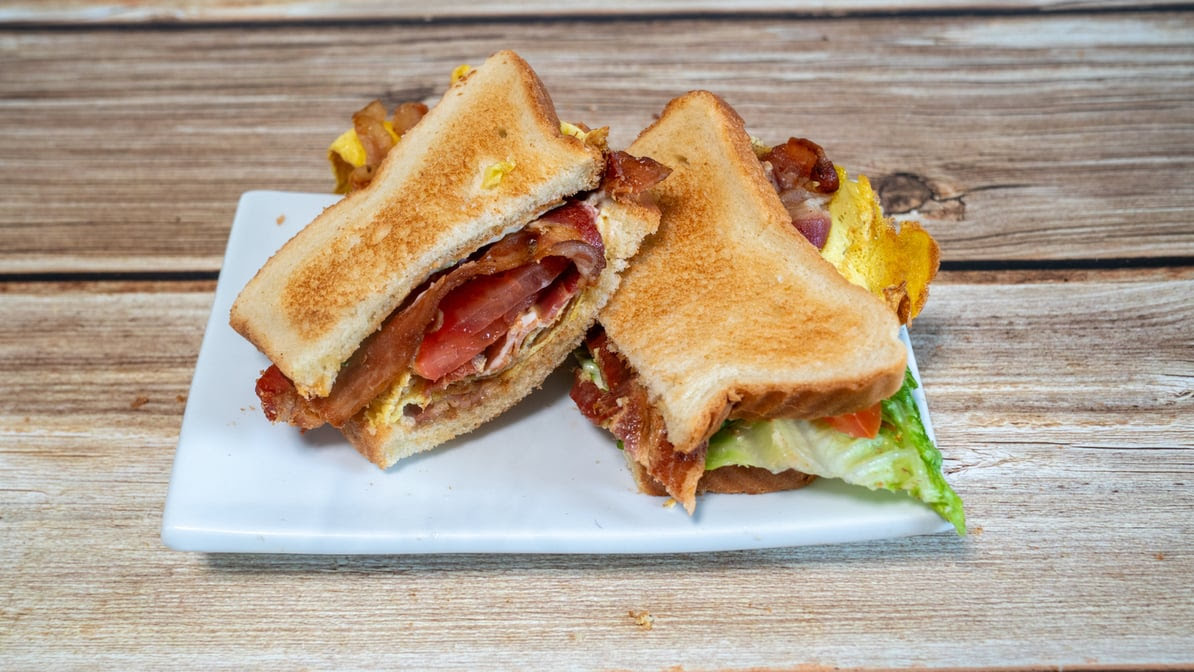 Tam's Burgers by null
