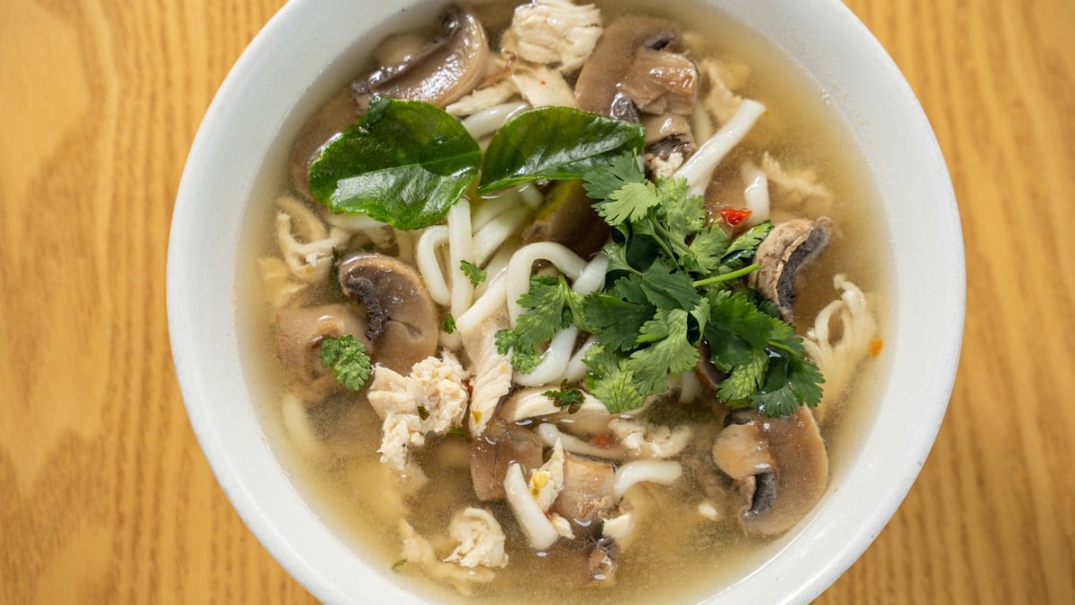 Madam Mam's Thai Cuisine, South at Brodie LN by null