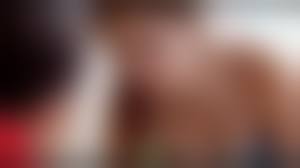 bad mom nude |BAD MOMS NUDE SCENES - AZNude