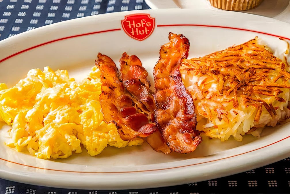 Hof's Hut Restaurant & Bakery by null