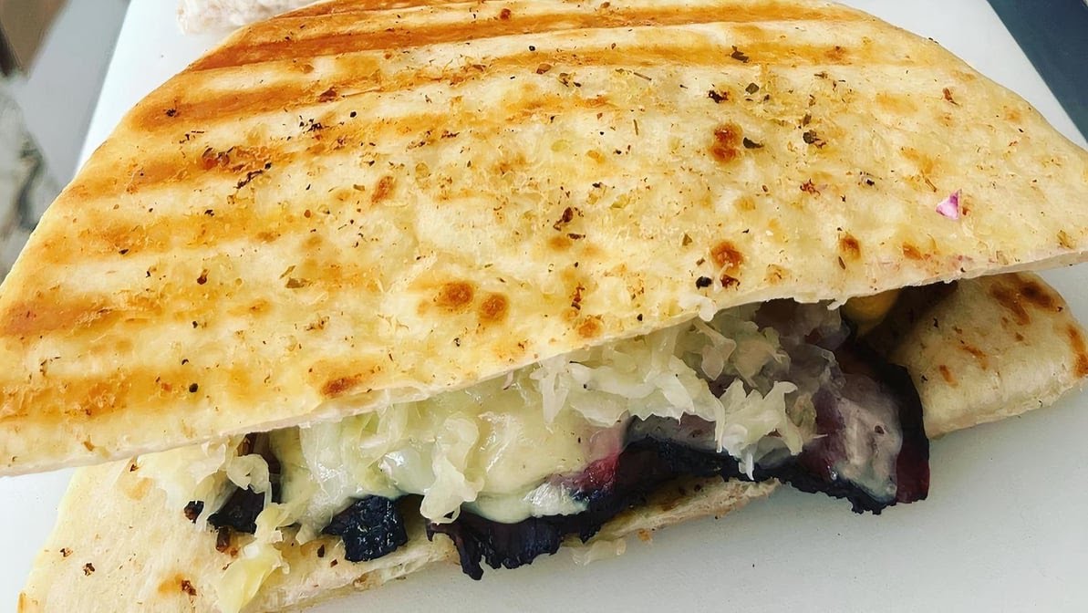 Uncle Milton’s catering by null