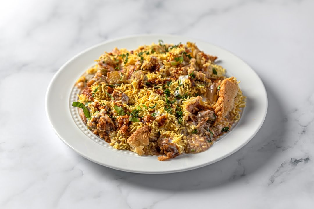Eggholic - Indian Veg & Egg Street food by null