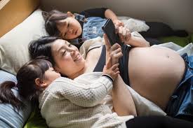 bad nude sex parents preteen children|When should parents and kids stop being nude around each other?