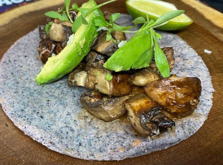 tacos el machine gon by null