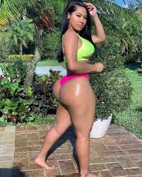 Thick girl with so many curves your head will be spinning jpg x Sexy thick girl