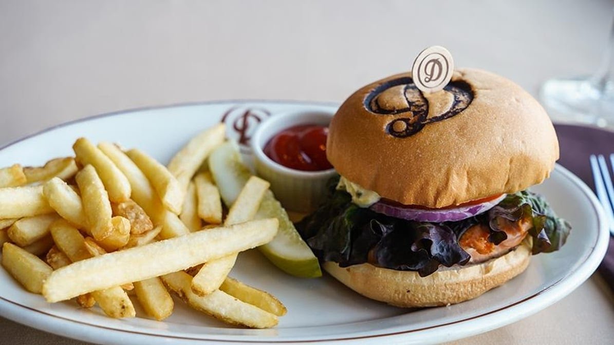Daniel's Broiler by null