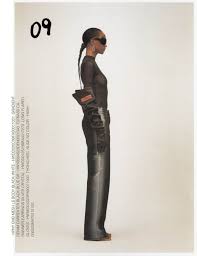 ls-models nude 9|ナイキ、ニューバランス…【地味色スニーカー65選】コラボ、別注から定番までを一挙公開！ | LEE