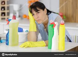 熟女主婦家庭内画像|ぽっちゃり熟女の夫婦ダンス💃💜 | TikTok