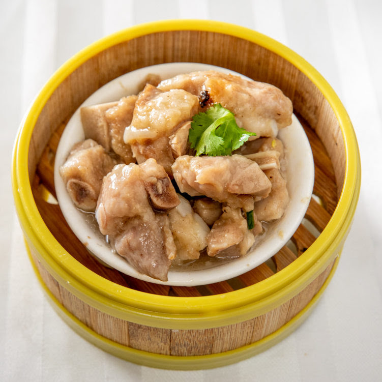 Jing Fong by null