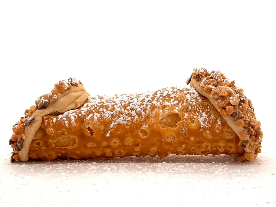 Kelly Cannoli by null