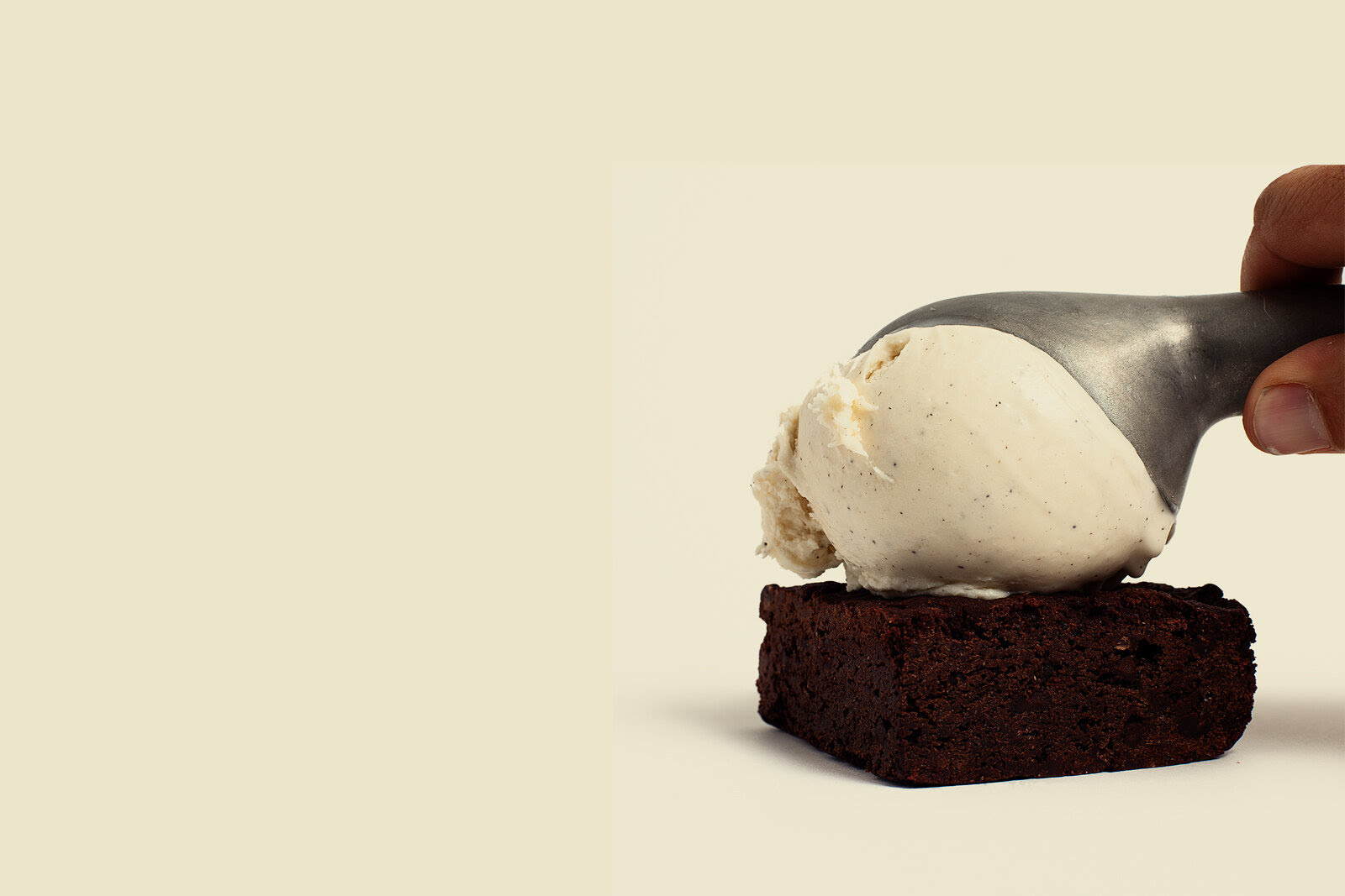 Gelato Boy by null