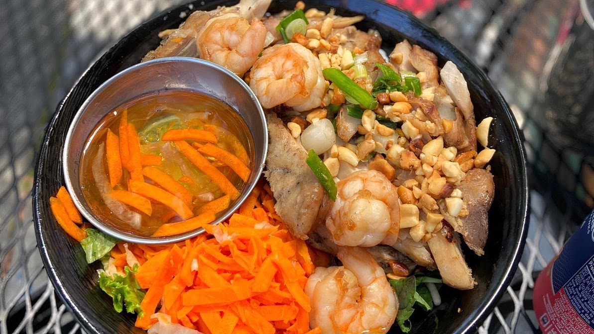 Phosho Dough (SAN PABLO AVE) by null