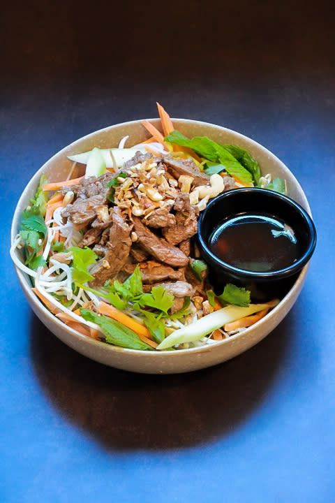 CLOSED/CERRADO Bun Bo Raval by null