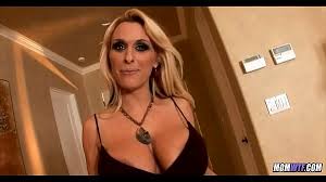 Blonde mom with big boobs jpg x Blonde mom