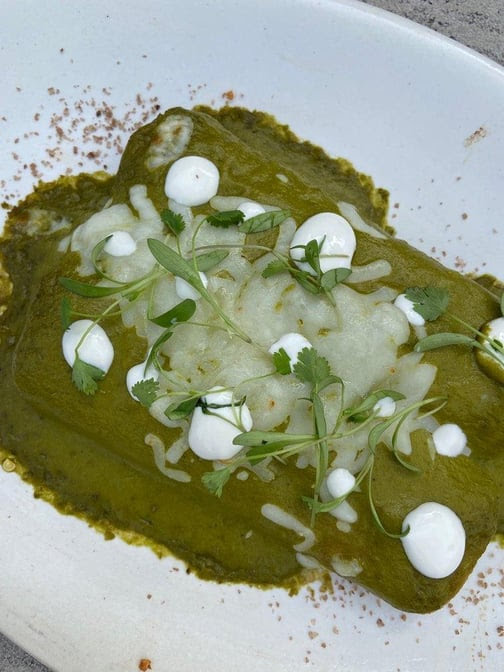 URBANA Mexican Gastronomy & Mixology by null