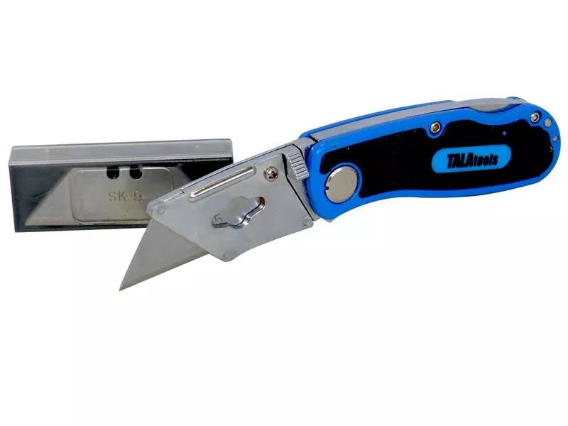 Folding Utility Knife with 5 Blades