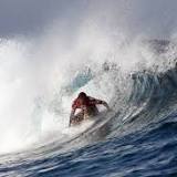 Surfista australiano Chris Davidson morre após discussão em bar