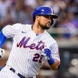 Mets trade JD Davis, prospects to Giants for masher Darin Ruf